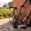 Pocket Electric Bicycle Pump CYCLAMI AM6 Pre-set Pressure Max 130 PSI 7.5 x 4.6 x 3 cm Brushless Motor USB-C Black 6