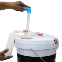 Pompe manuelle de transfert de liquides avec protection contre le retour, pompe en plastique pour le dosage et le transfert de liquides depuis des fûts et des bidons 3