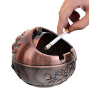 Popelniță metalică 8x7 cm Popelniță pentru fumători rezistentă la vânt Ornament vintage din metal Accesoriu stilat pentru fumători Utilizare în interior și exterior 5