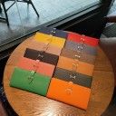 Portafoglio in pelle da donna con fibbia M154 1