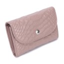 Portafoglio piccolo da donna con motivo in rilievo a pelle di coccodrillo Patta arrotondata con bottone metallico Forma compatta 3
