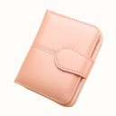 Portafoglio piccolo da donna in PU pelle lucida Formato compatto 11,5 x 9 x 3,5 cm Chiusura con cerniera Anello frontale Design trapuntato 6