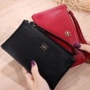 Portefeuille pour femmes en forme de pochette zippée avec lanière pour le poignet Portefeuille plat en cuir PU avec surface grainée 11