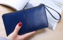 Portofel de damă tip poșetă din piele PU lucioasă cu curea pentru încheietura mâinii Închidere cu fermoar Formă plată 18 x 11,5 cm 4