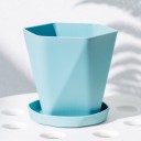 Pot de fleurs en plastique avec soucoupe 8