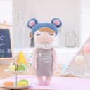 Poupée en peluche endormie 18