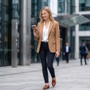 Pouzdro na iPhone 18 Pro Textura kůže Matný povrch Odolné proti nárazům Protiskluzové Ochrana proti otiskům prstů 4