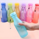 Pratica bottiglia d'acqua con manico J3172 3