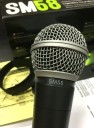 Professionel dynamisk mikrofon med kablet tænd/sluk-knap til sang med kardioide karakteristikker, der er velegnet til scene, studie, karaoke 2