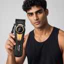 Professionele haartrimmer voor mannen LCD-display 4500 mAh Levensduur 220 minuten Oplaadstation USB-C 6 kammen Zwart-goud Voor het knippen van haar 6