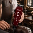 Professzionális hajvágó 8 állítható fésűvel 1,5-től 19 mm-ig Méret 18 x 4,5 cm Kábel 2 m Piros Férfiaknak otthoni borotválkozáshoz 5