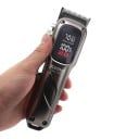 Professzionális hajvágó férfiaknak LED kijelzővel Vezeték nélküli 2000 mAh Akkumulátor élettartam 180 perc Acél penge 6 fésű 1,5–13 mm Szürke 2