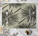 Prostière avec des feuilles tropicales 7