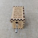 Puinen soitinlaatikko Kaunotar ja Hirviö 6x5x4 cm käsin vedettävä mekaninen musiikkilaatikko koriste lahja 3