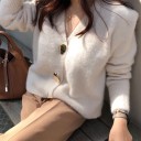Pull à boutons pour femmes A2946 1