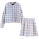 Pull à carreaux pour femmes et jupe 6