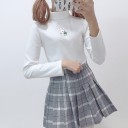 Pull à col roulé pour femme avec un lapin 2