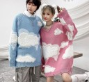 Pull avec des nuages 2