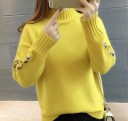 Pull col roulé pour femmes avec des fleurs 5