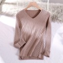 Pull en tricot pour femmes avec décolleté 10