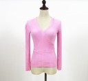 Pull féminin à décolleté 6
