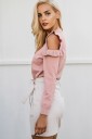 Pull femme avec des découpes à volants sur les épaules J2449 4