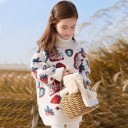 Pull pour filles avec des fraises 3