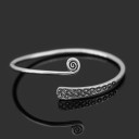 Pulseira aberta feminina com espiral 2