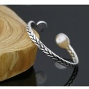 Pulseira aberta feminina com espiral 3