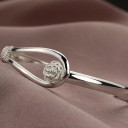 Pulseira aberta feminina com flor 3