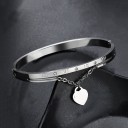 Pulseira feminina com números romanos e coração 2