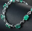 Pulseira feminina com pedras verdes 5