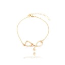 Pulsera de cadena para mujer con estetoscopio 1