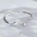 Pulsera de ciervo para mujer 1