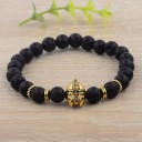 Pulsera de cuentas para hombre con casco 5