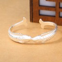 Pulsera de mujer abierta con forma de pez 4