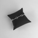 Pulsera de mujer con anillos 2