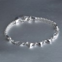 Pulsera de mujer con bolas de corazones y alas 3