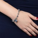 Pulsera de mujer con corazón y piedras. 4