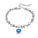 Pulsera de mujer con corazón y piedras. 5