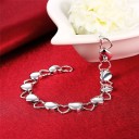 Pulsera de mujer con corazones en cierre americano 5