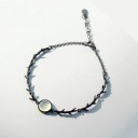 Pulsera de piedra lunar para mujer 1
