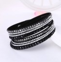 Pulsera multicapas para mujer con piedras 1