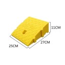 PVC behajtó rámpa 27×25×11 cm csúszásgátló sáv magas küszöbök és behajtók számára autók és kocsik számára 3