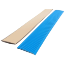 PVC samolepiaca protisklzová páska na schody 3 cm x 1 m hrúbka 3 mm trakčný povrch pre bezpečný pohyb v interiéri aj exteriéri 3