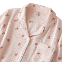 Pyjama en coton pour femmes à manches courtes et col Un ensemble uni avec motif de pêches Chemise à boutons et shorts avec poche 3