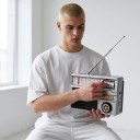 Radio retro 9,3 x 14,5 x 6,3 cm FM AM și SW cu Bluetooth și MP3 de pe card TF și USB cu intrare AUX și încărcare solară în culoarea argintie 4