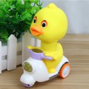 Rățușcă cu șurub pe trotinetă 13,5 x 10,3 x 5,6 cm Figurină galbenă cu cap rotativ Jucărie din plastic pentru copii 8