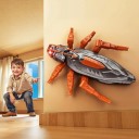 RC brouk na dálkové ovládání se šesti nohama a tykadly lezoucí po zdi i po podlaze s dosahem 8 m a LED očima oranžovo-černý pro děti 2