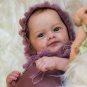 Reborn bambola ragazza 46 cm Bambola realistica con ciglia pronunciate e corpo in tessuto 5